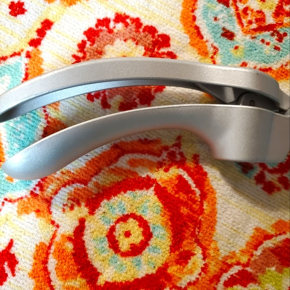 Pampered Chef Kitchen Used Pampered Chef Garlic Press Poshmark